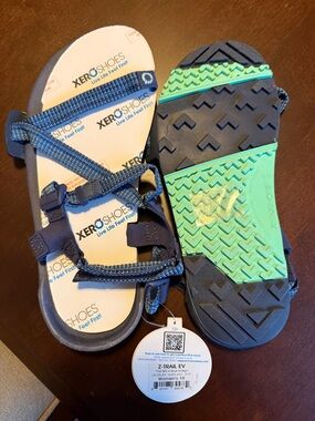 Xero Shoes Z-Trail EV women's sandals size 10 nwt